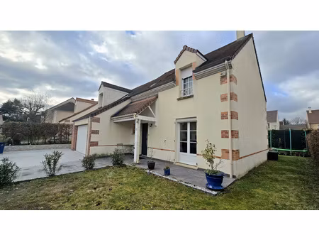 maison recente 6 pieces - 4 chambres - 2 sdd - jardin et ga