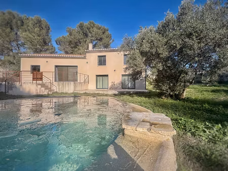 beaucaire - villa 5 pièces - jardin avec piscine