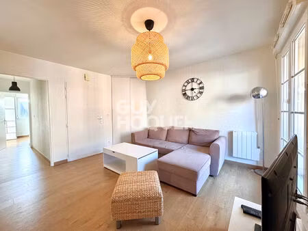 appartement st arnoult 3 pièce(s)