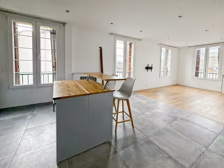 location appartement 2 pièces  46.90m²  saint