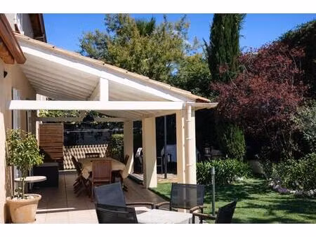 maison 5 pièces-piscine-jardin-garage