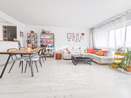 maison 5 pièces - 99 m²