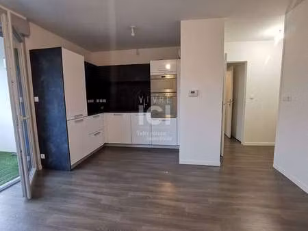 location appartement 3 pièces à orvault (44700) : à louer 3 pièces / 52m² orvault