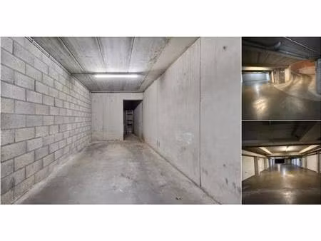 garage à louer à lundenstraat 2 deurne (rbv04673)