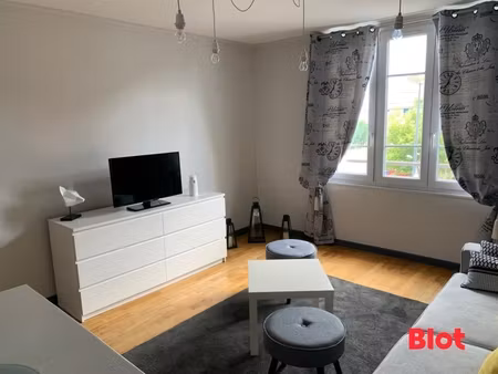 brest – quartier saint-pierre | appartement t2 de 45 67 m² avec garage fermé