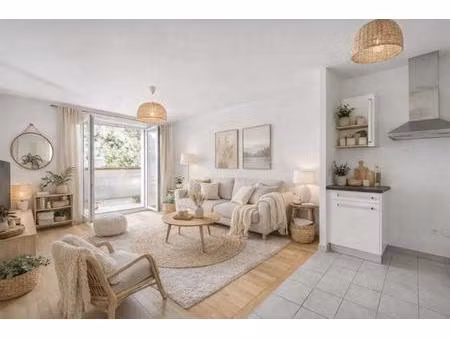 appartement 3 pièces de 56 m² à saint-cloud