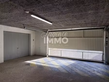 garage fermé en sous-sol