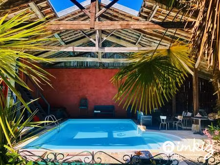 ferme rénovée 355 m² piscine et dépendances