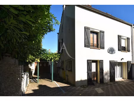 maison à vendre à varennes-jarcy - référence 8940