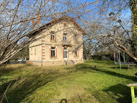 maison bergerac 8 pièce(s) 5 chambres 165m2 + grenier et sous-sol