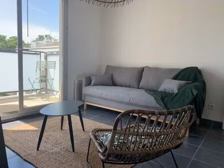 magnifique t1 meuble avec balcon et garage