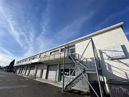 location bureau bordeaux 702 m²