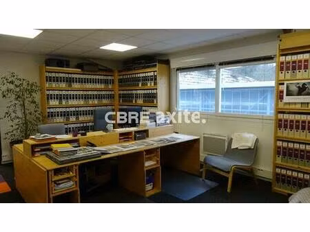 location bureau villaz 103 m²