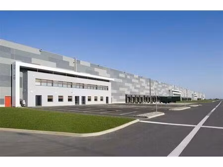 location entrepôt / local d'activités port st louis du rhone 6 236 m²