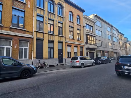 appartement te huur in antwerpen met 2 slaapkamers