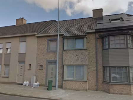 huis te huur in reningelst met 3 slaapkamers