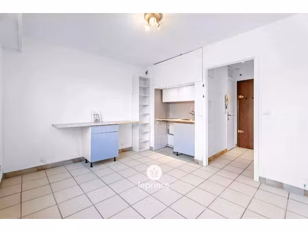 vente appartement 2 pièces 29 m² villeneuve-loubet (06270)