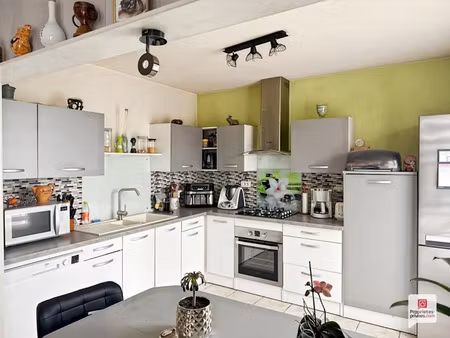 vente maison 4 pièces 72.96 m² à parcé-sur-sarthe (72300)  125 990 €