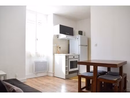 location appartement 2 pièces 26m² narbonne 11100