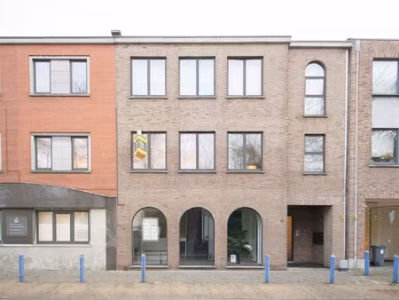 appartement te huur in nieuwkerken-waas met 2 slaapkamers