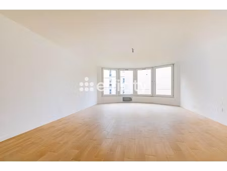 appartement 1 pièce - 43 m²