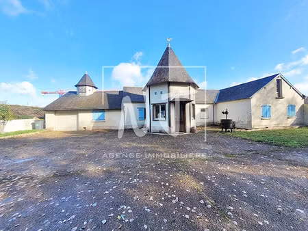 vente maison 6 pièces 113.78 m² à châteauneuf-sur-sarthe (49330)  127 200 €