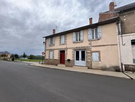 vente maison 6 pièces 200 m² à hautefort (24390)  127 680 €