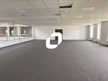 location bureau cergy 95000