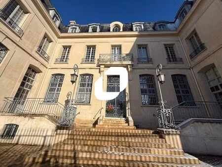 a louer  immeuble de prestige