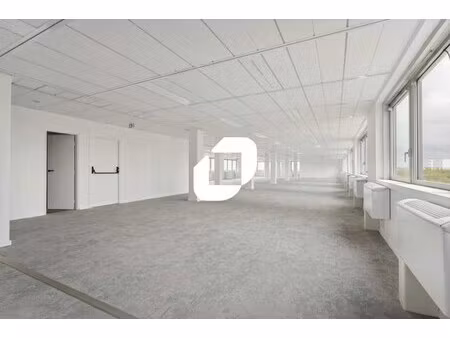 location bureau villepinte 93420