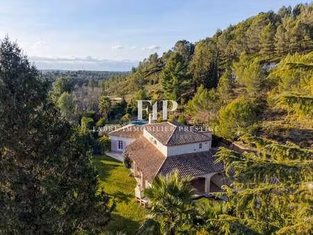 maison de luxe à vendre à aix-en-provence : 1 499 000 € | 230m²