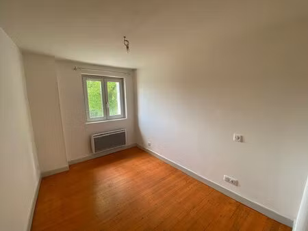 location maison 4 pièces 72 m² à gontaud-de-nogaret (47400)