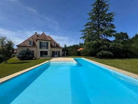 maison de luxe à vendre à lescar : 490 000 € | 144m²