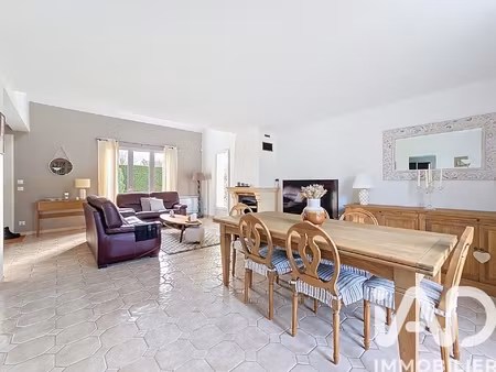 vente maison traditionnelle 8 pièces