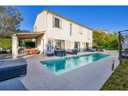 villa de luxe à vendre à cap-d-antibes : 970 000 € | 172m²