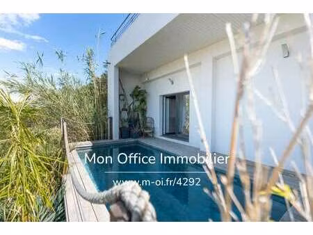 villa de luxe à vendre à saint-raphaël : 1 150 000 € | 216m²