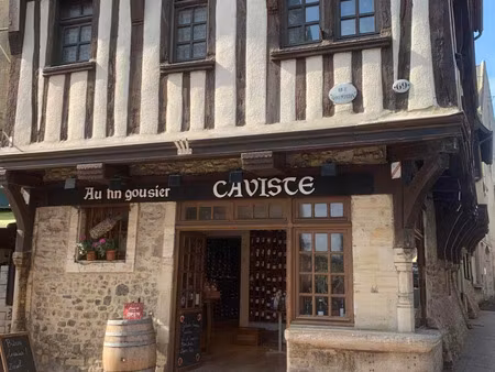 vente commerce 100 m² bayeux (14400)