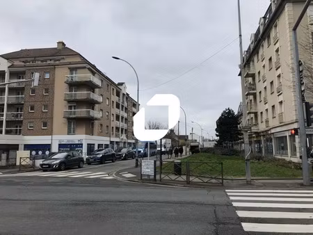 location commerce poissy 78300