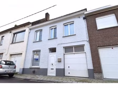 charmante gezinswoning met 4 slaapkamers  tuin én garage te bissegem