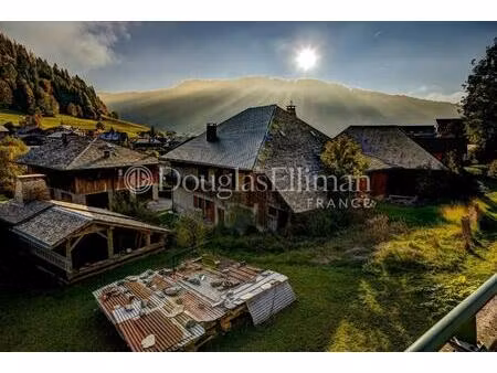 morzine - ferme mitoyenne avec permis de construire pour la création d'une propriété de 5.