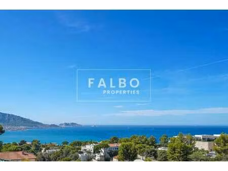 propriété de luxe avec vue sur mer à vendre à marseille 8e : 3 150 000 € | 235m²
