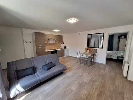 location appartement 2 pièces 42 m² à tain-l'hermitage (26600)