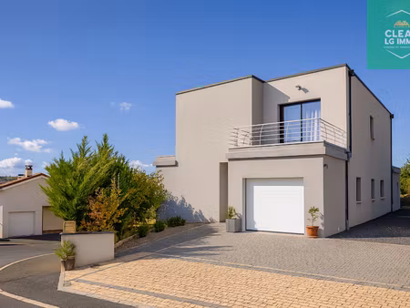 vente maison 5 pièces 140 m² à le puy-en-velay (43000)  309 992 €