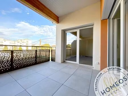 location appartement 2 pièces 51 m² à bourg-en-bresse (01000)