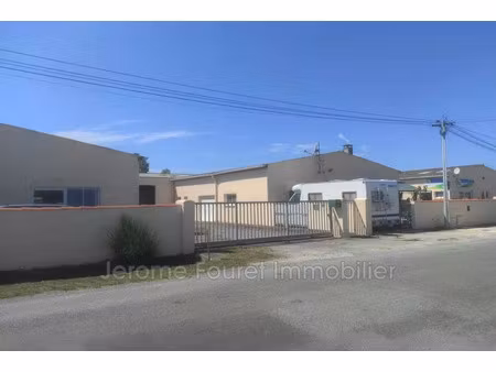 vente commerce 3050 m² le château-d’oléron (17480)