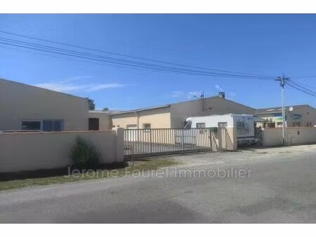 vente commerce 3050 m² le château-d'oléron (17480)