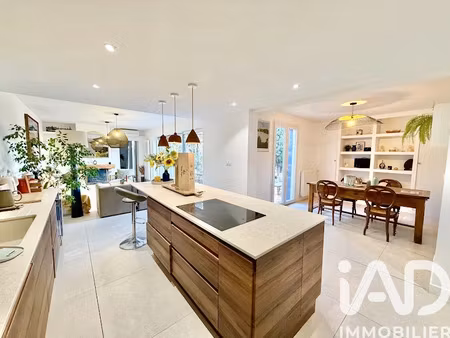 vente maison 5 pièces 125 m² à nimes (30000)  425 000 €