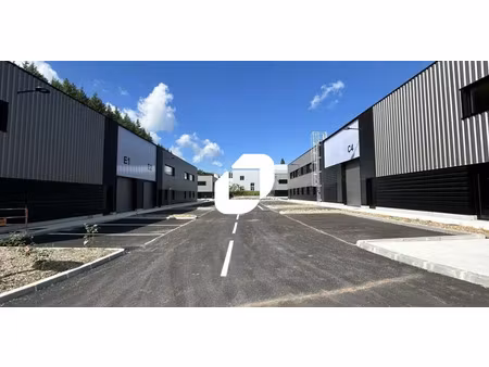 a vendre ou a louer  parc d'activités neuf  surfaces modulables