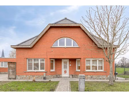 huis te koop in schriek met 4 slaapkamers