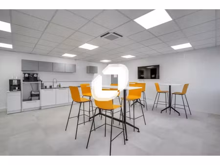 location bureau champs sur marne 77420